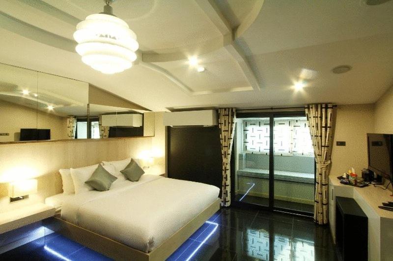 9W Boutique Studio Bed and Breakfast Chiang Mai Exterior foto